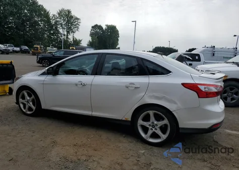 2012 Ford Focus Titanium z USA, uszkodzony, nr VIN 1FAHP3J22CL160356